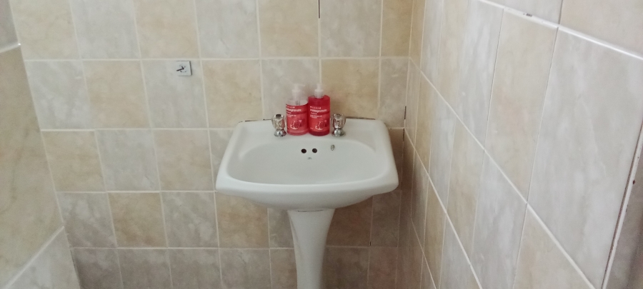 3 Bedroom Property for Sale in Kwa Nobuhle Eastern Cape